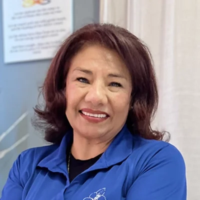 Chiropractic Brentwood CA Victoria Meet the Team A headshot photo of massage therapist Victoria